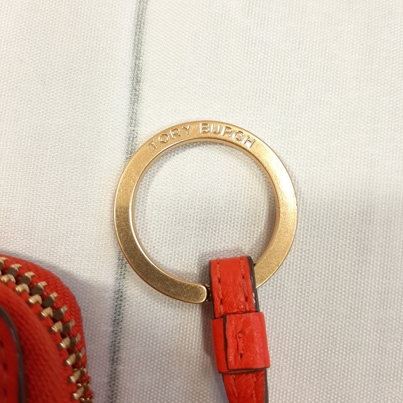 Tory Burch Small Orange Leather Purse With Key Fob. Zip Fastening - Picture 8 of 13